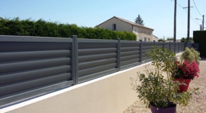 Contemporain Lames Claire Voie
Modèles De Clôtures Qui Intègrent Des Lames Claire-Voie Effet Persienné